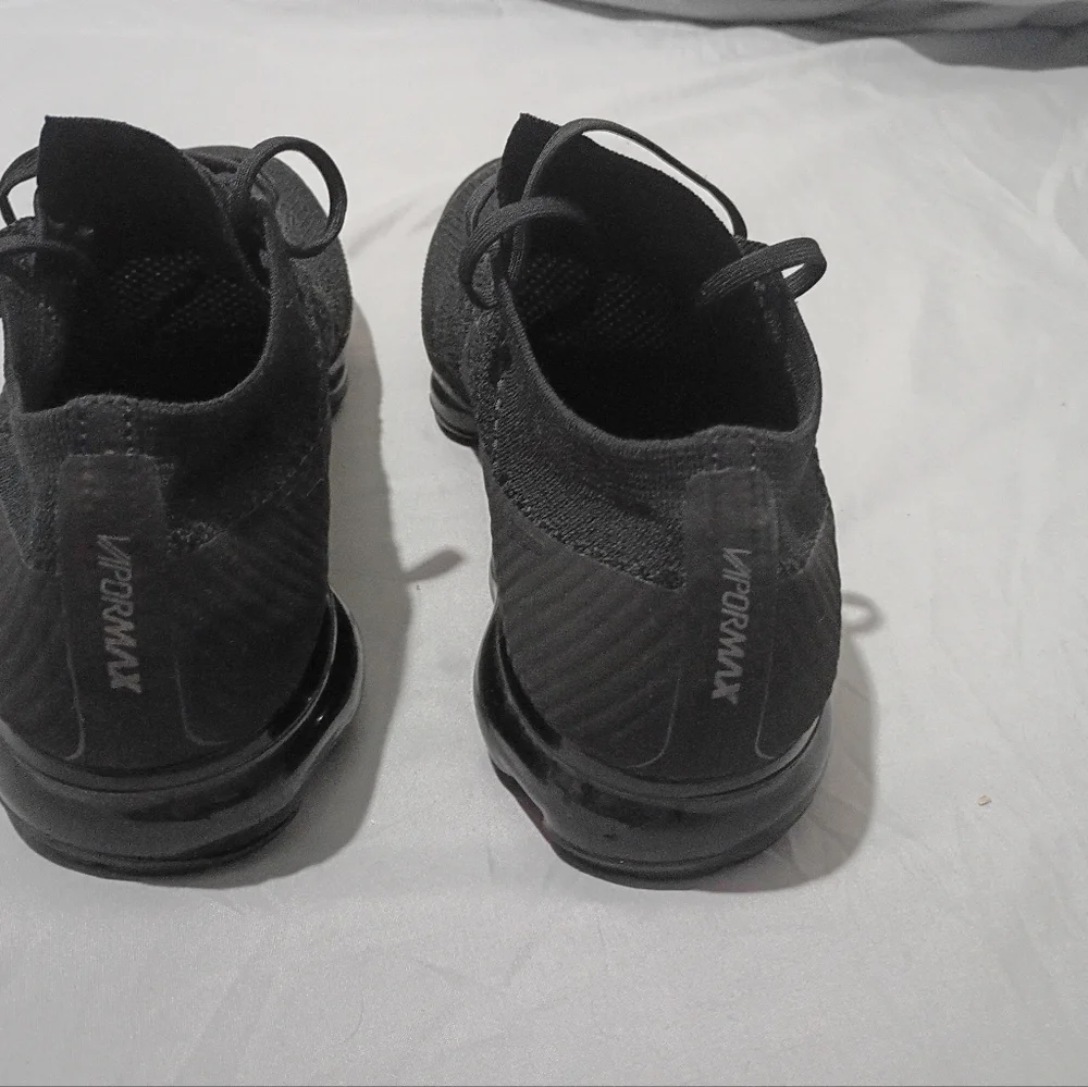 Nike Flyknit - Picture 2 of 6